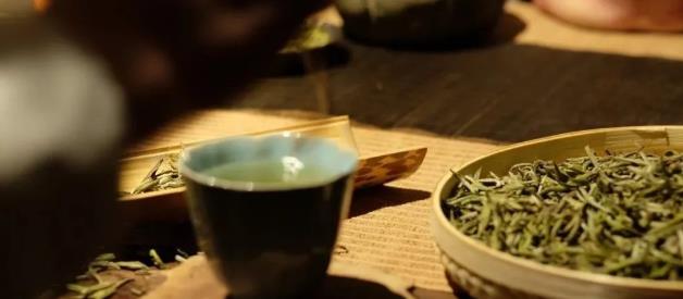 究竟什么是福鼎白茶做旧茶？